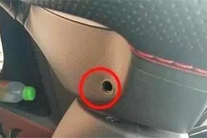 交警提醒：方向盤下有個小機(jī)關(guān)，作用很大！