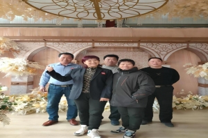 女兒是牽掛，山東大姐跑車進(jìn)京的大理想